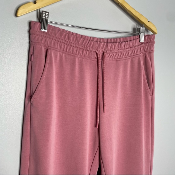 Athleta Seasoft Straight Pant Antique Rose - Picture 4 of 9